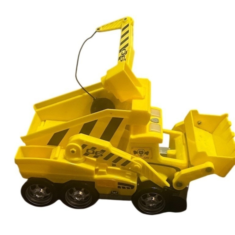 PAW Patrol Ultimate Rescue Rubble Construction Truck Wrecking Ball & Scoop